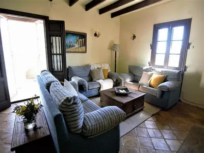 Zona de estar de Cottage in Antequera with Pool near El Torcal