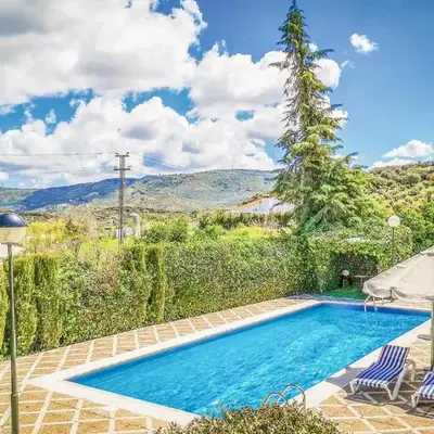 Stunning Home In Olvera