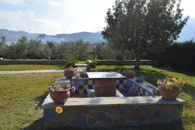 Vista general de una montaña o vista desde la villa