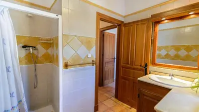 Un baño de Casa Rural El Moral