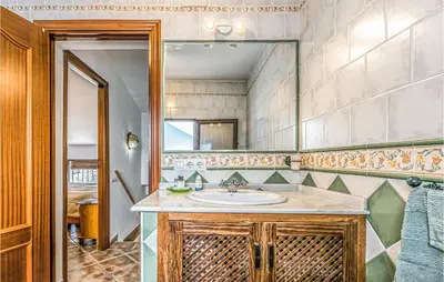 Plano de Gorgeous Home In Hornachuelos With Wifi