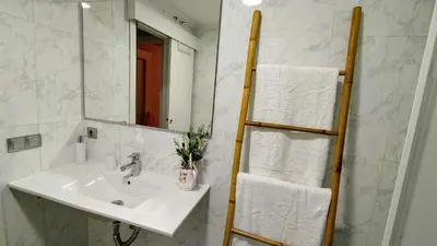 Un baño de The Cathedral Home