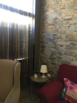 Zona de estar de Apto con patio y barbacoa BBQ Los picadores