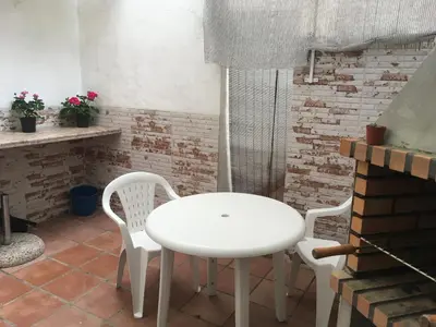 Plano de Apto con patio y barbacoa BBQ Los picadores