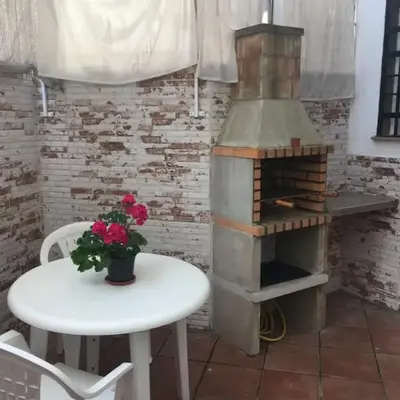 Apto con patio y barbacoa BBQ Los picadores