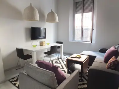 Una televisión o centro de entretenimiento en Las Setas Sevilla Alhondiga