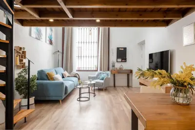 Una televisión o centro de entretenimiento en Capricho de Quevedo