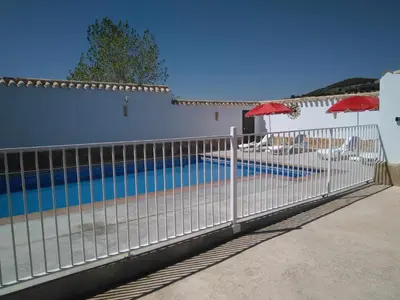 Piscina en o cerca de Cortijo el llano Priego de Córdoba
