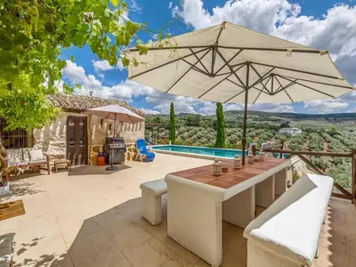 Un balcón o terraza de Villa in Montefrio near Iznajar Lake