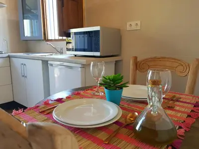 Una cocina o zona de cocina en CASITA LAS MELOSILLAS II