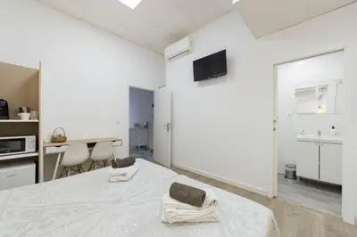 Una cocina o zona de cocina en Home up Qurtuba