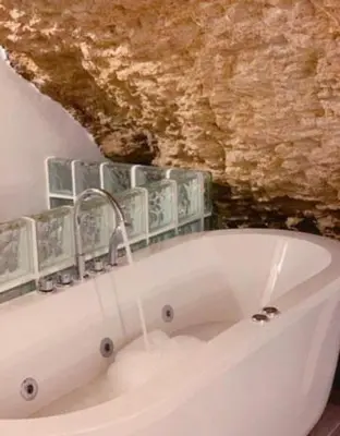 Un baño de Apartamentos3Cuevas