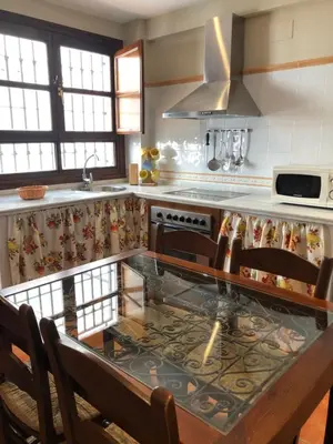 Una cocina o zona de cocina en La casa de Tita Elvira 2