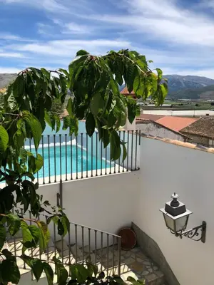 Piscina en o cerca de La casa de Tita Elvira 4