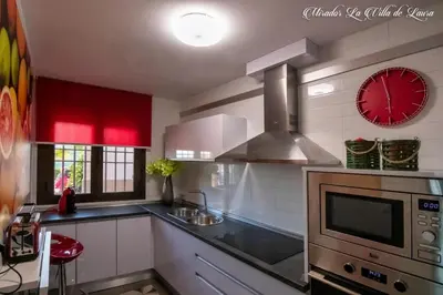 Una cocina o zona de cocina en Mirador La Villa de Laura
