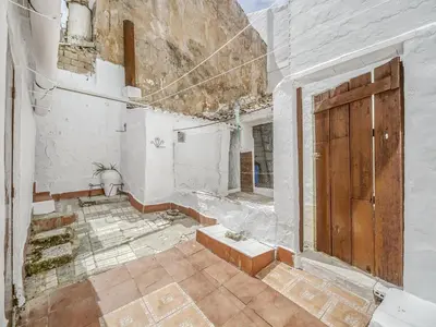 Un baño de Holiday Home in Villanueva near El Terril Peak