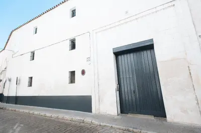 Plano de Aitana's Retreat with charming garden
