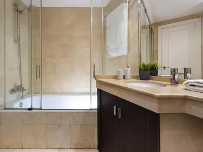 Un baño de Misterhost San Bernardo Jardines de Murillo