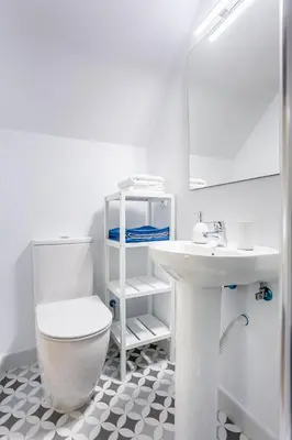 Un baño de Stunning apartment in central Seville