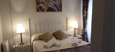 Cama o camas de una habitación en A 20 Metros De La MEZQUITA CATEDRAL ,APARTAMENTOS TURISTICO CESPEDES 5