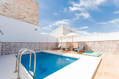 Piscina en o cerca de Cubo's Casa El Torcal