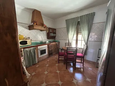 Una cocina o zona de cocina en CASA RURAL EL CHAPARRO
