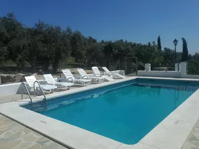 Piscina en o cerca de Casa Rural La Loma