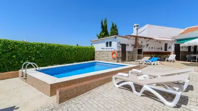 Piscina en o cerca de Casa La Canada Villanueva de Algaidas by Ruralidays
