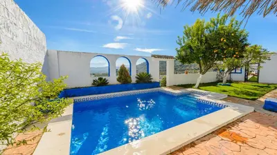 Piscina en o cerca de Casa Carmela Priego de Cordoba by Ruralidays