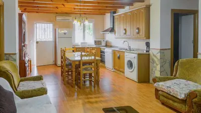 Una cocina o zona de cocina en Casa El Mirador Montefrio by Ruralidays