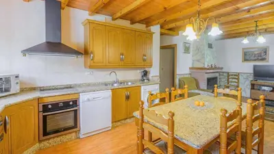 Una cocina o zona de cocina en Casa El Mirador Montefrio by Ruralidays