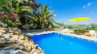 Piscina en o cerca de Cortijo Casablanca Priego de Cordoba by Ruralidays