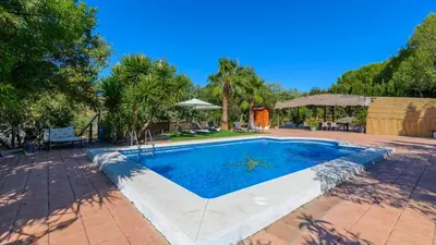 Piscina en o cerca de Villa El Molinillo Casabermeja by Ruralidays