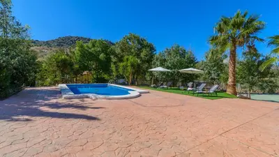 Piscina en o cerca de Villa El Molinillo Casabermeja by Ruralidays