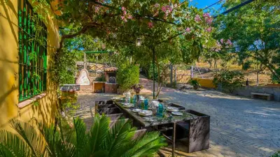 Jardín al aire libre en Villa El Molinillo Casabermeja by Ruralidays
