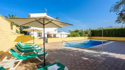 Piscina en o cerca de Villa Las Dehesas Casabermeja by Ruralidays