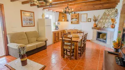 Zona de estar de Cortijo La Monja Antequera - La Higuera by Ruralidays