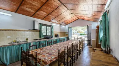 Un restaurante o sitio para comer en Casa Maireno Archidona by Ruralidays