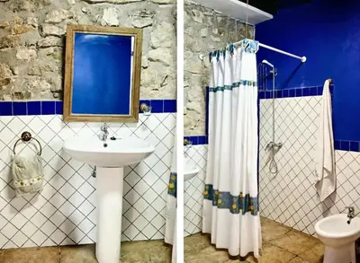 Un baño de Elegant Villa in Granada with Pool and Garden