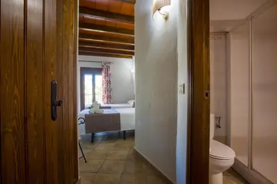 Un baño de Hostal Valle Del Sol Alora