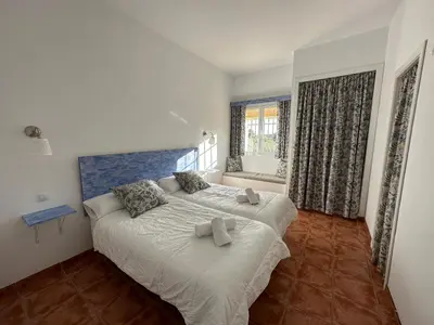 Cama o camas de una habitación en CORTIJO RURAL FLOR DE CAZALLA