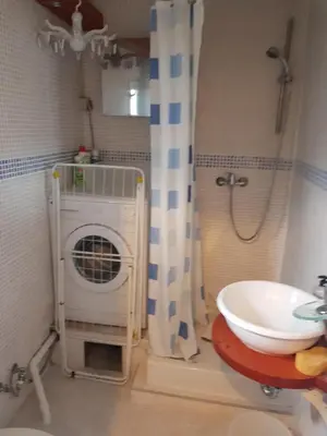 Un baño de VILLA HISPANO-BRASILEÑA SALAR TELETRABAJO RECOMENDABlE