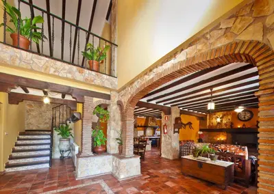 Zona de estar de Spacious villa with pool in Priego de Córdoba - 350 m²