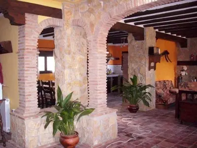 Un restaurante o sitio para comer en Spacious villa with pool in Priego de Córdoba - 350 m²
