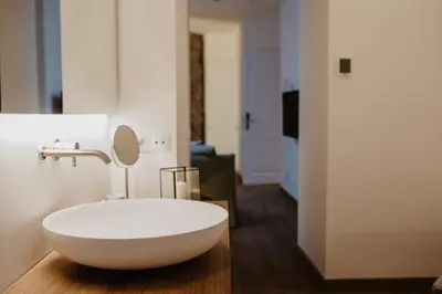Un baño de La Ermita Suites - Único Hotel Monumento de Córdoba