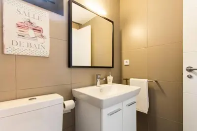 Un baño de Pop Art, Un aroma a San Julián en Enladrillada