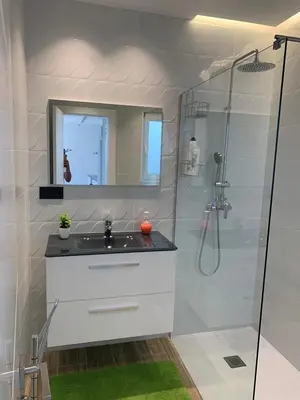 Un baño de Casa Raquel,caminito del Rey