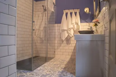 Un baño de Hospedería Baños Arabes de Córdoba Dos