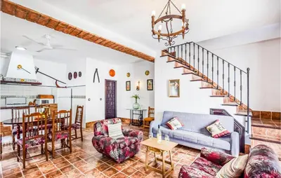 Zona de estar de 3 Bedroom Amazing Home In Rute