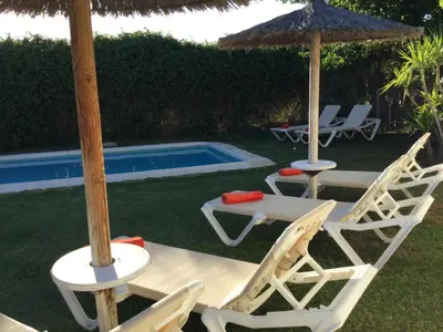 Piscina en o cerca de Casa Rural Las Bodegas